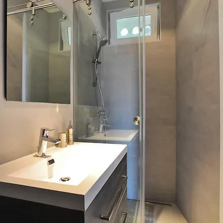 City Center Studio Main Street Apartment Zadar